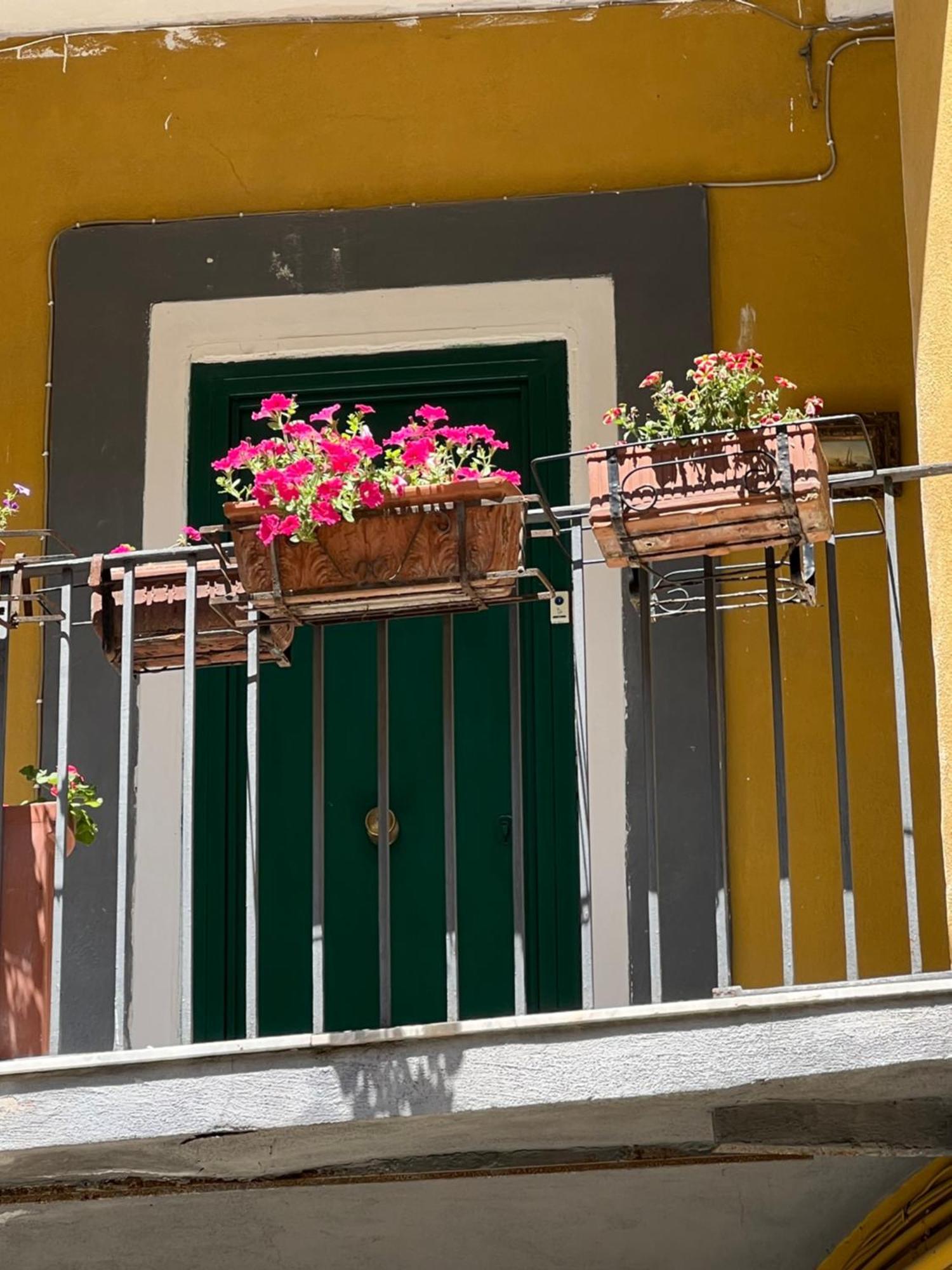 La Limonaia Di Chiaia Apartment Naples Luaran gambar